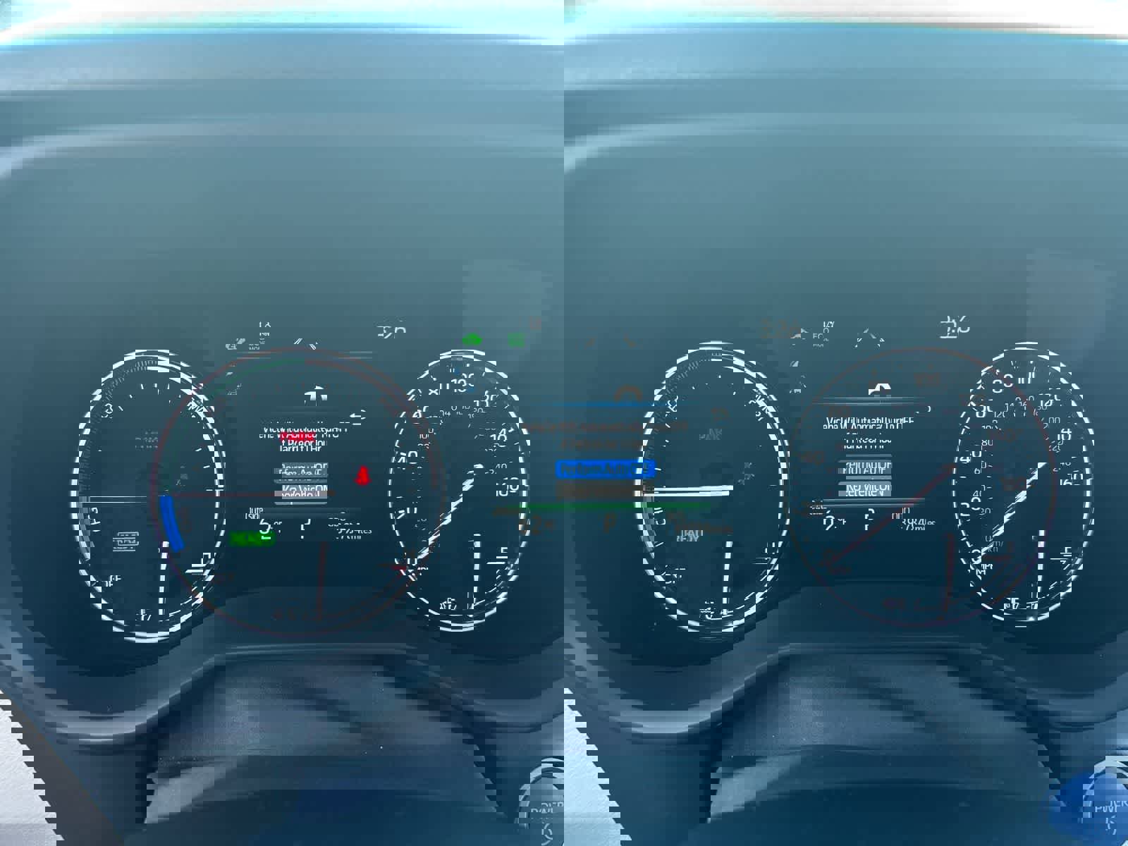 Used 2022 Toyota Sienna Limited image 32