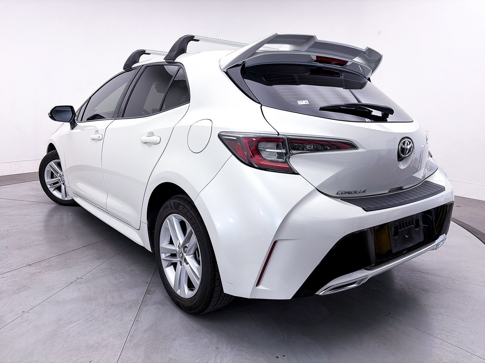 Used 2020 Toyota Corolla SE w/ Protection Package FWD image 2