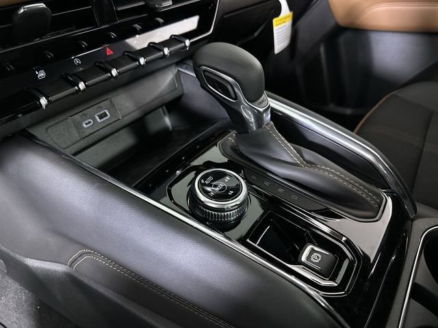 New 2026 GMC Canyon AT4 w/ Nightfall Edition AWD/4WD image 17