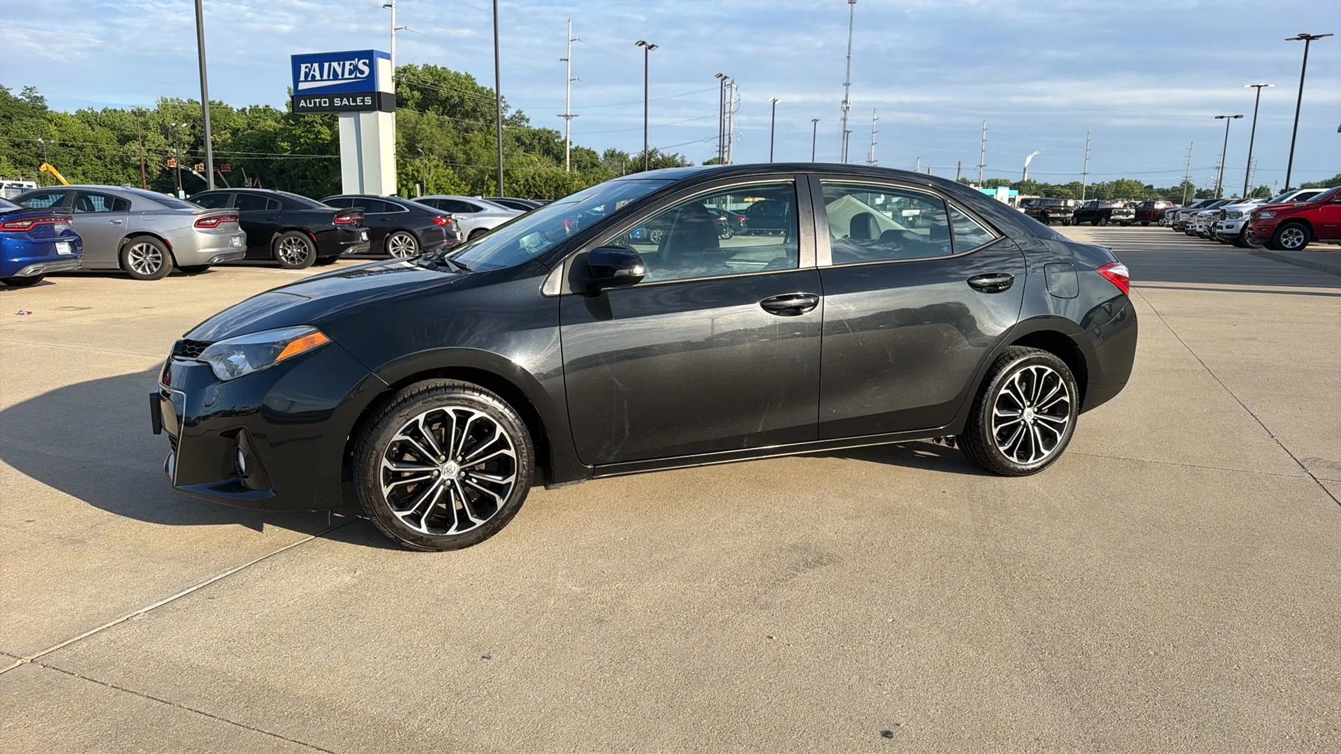 Used 2016 Toyota Corolla S FWD image 6