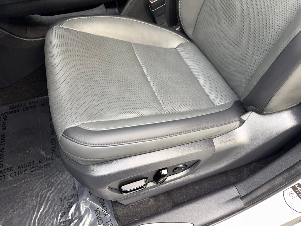 Used 2024 Lexus RZ 300e Premium w/ Technology Package FWD image 29
