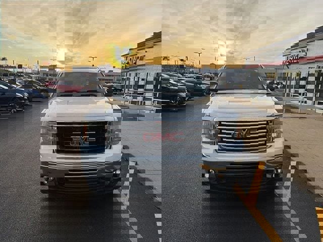 Used 2013 GMC Sierra 1500 SLE w/ Power Tech Package image 8