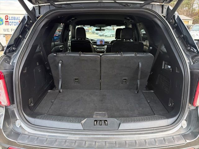 Used 2020 Ford Explorer XLT w/ Equipment Group 202A image 13