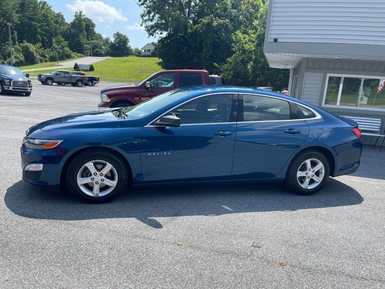 Used 2019 Chevrolet Malibu LS w/ LPO, Convenience Package 1 image 6