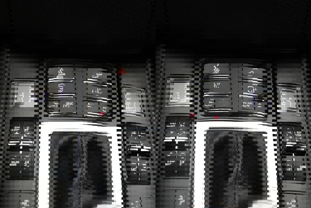 Used 2018 Porsche Macan image 29