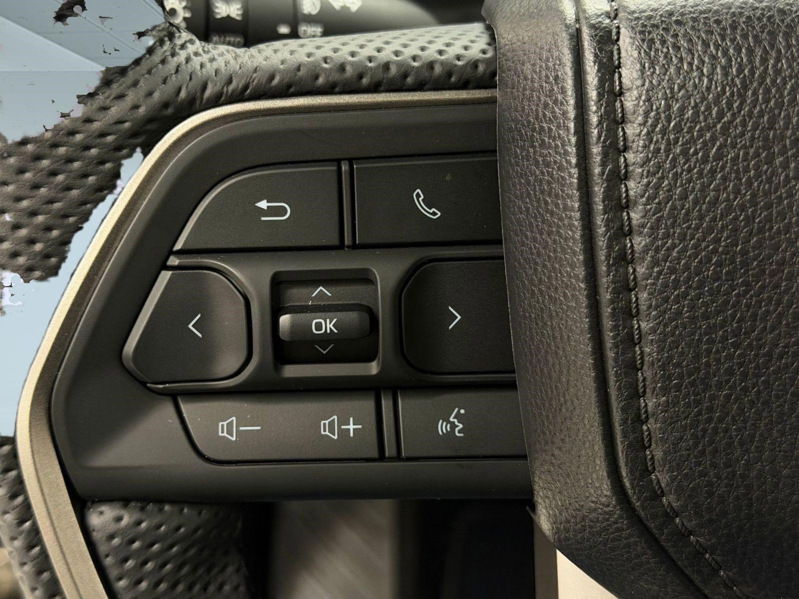 New 2026 Toyota Tacoma TRD Sport w/ TRD Sport Upgrade Package image 14