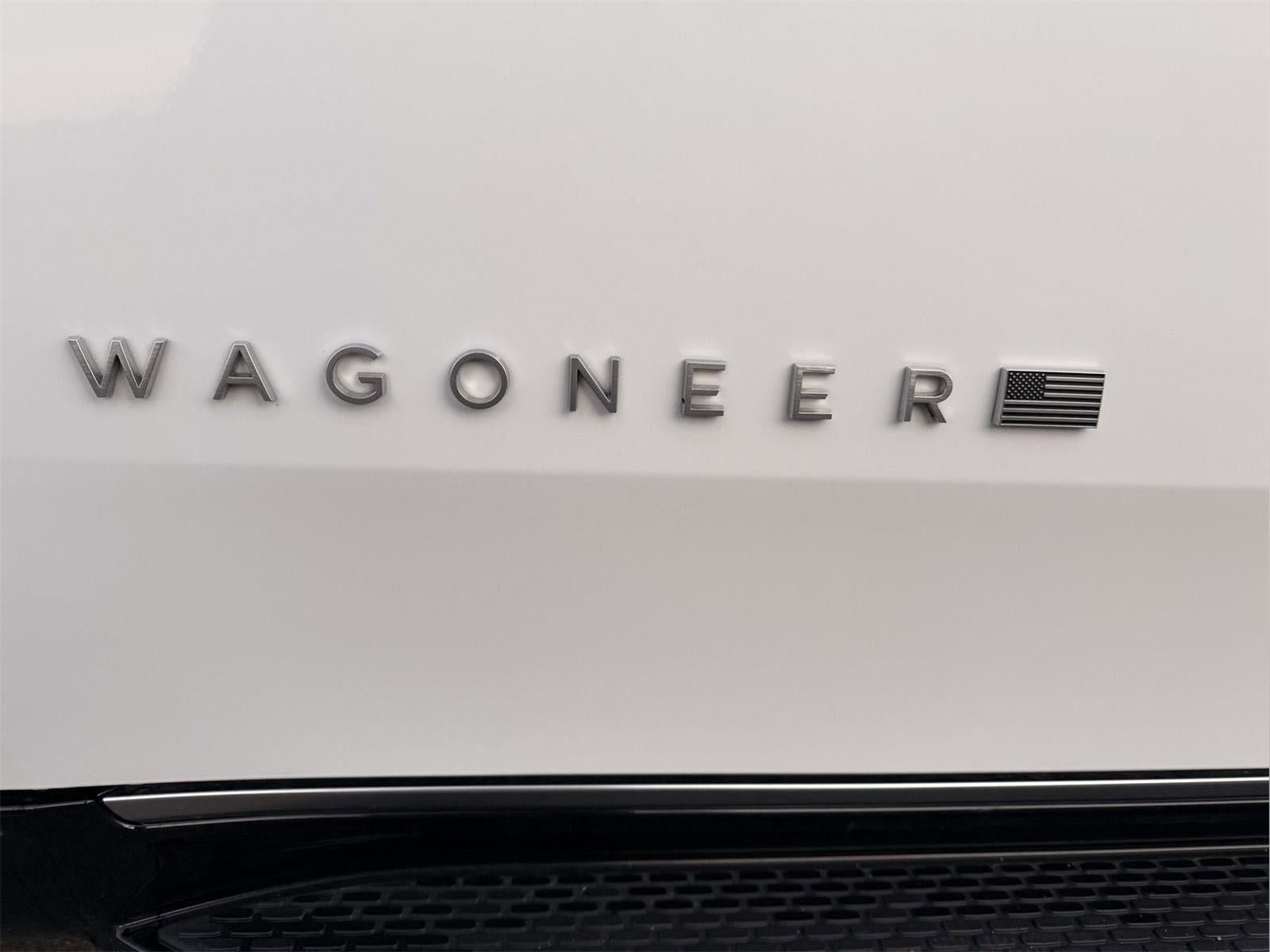 Used 2025 Jeep Wagoneer L 4WD image 6