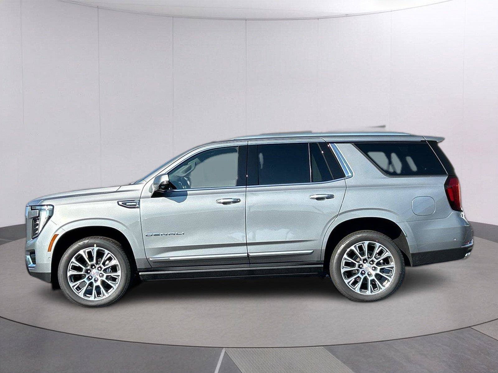 New 2026 GMC Yukon Denali w/ Denali Reserve Package AWD/4WD image 2