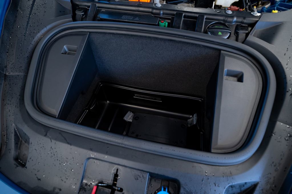 Used 2024 Porsche Taycan image 53