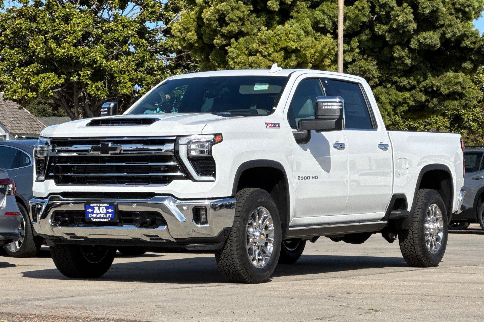 New 2026 Chevrolet Silverado 2500 LTZ w/ LTZ Premium Package AWD/4WD image 9