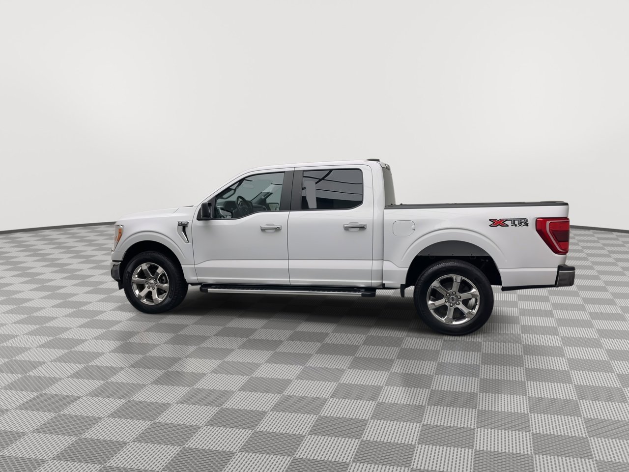 Used 2022 Ford F150 XLT w/ Max Trailer Tow Package image 35