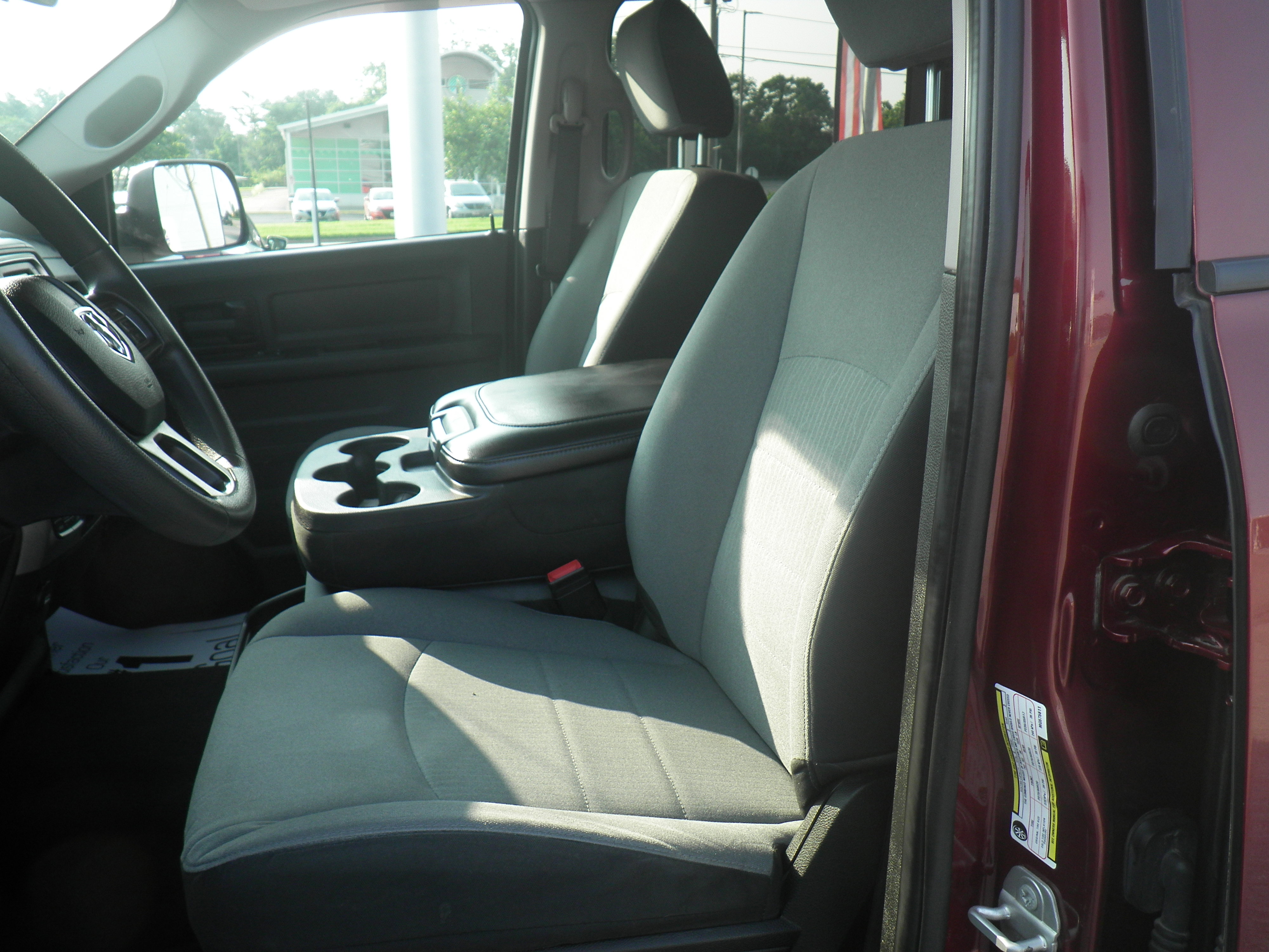 Used 2021 RAM 1500 Tradesman w/ Tradesman SXT Package image 15