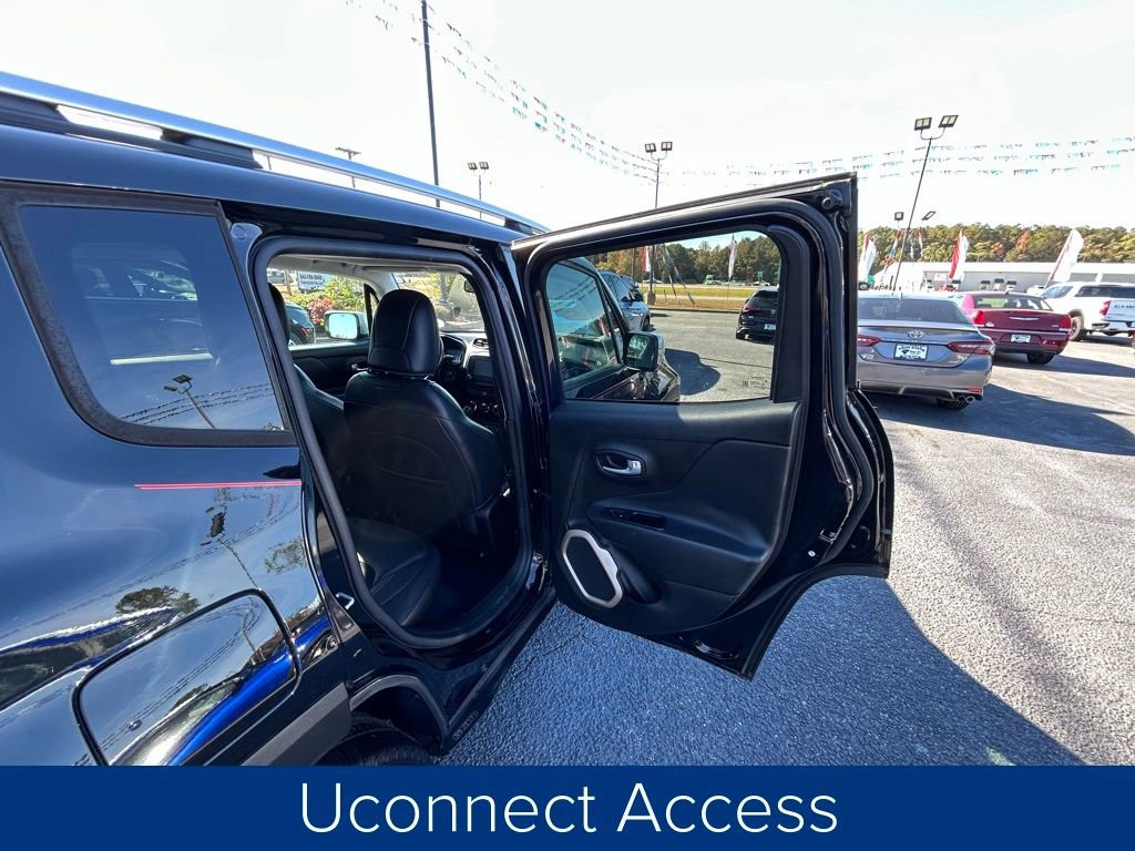 Used 2017 Jeep Renegade Limited image 21