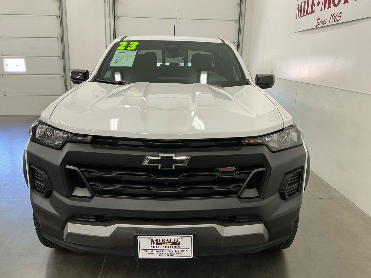 Used 2023 Chevrolet Colorado Trail Boss w/ Technology Package AWD/4WD image 8