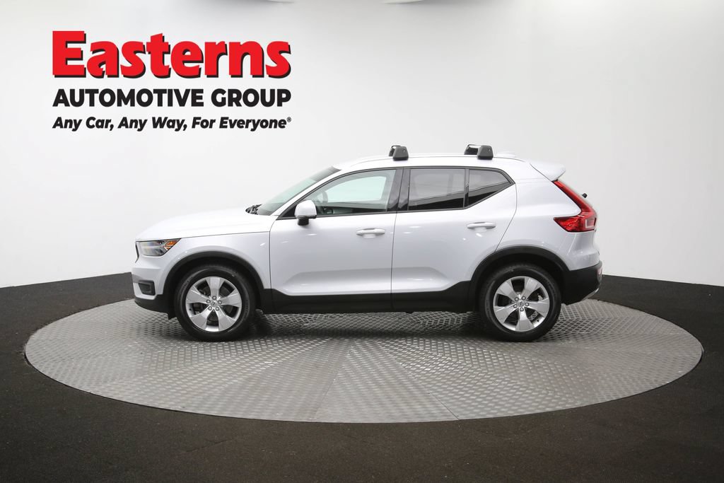 Used 2021 Volvo XC40 T4 Momentum FWD image 58