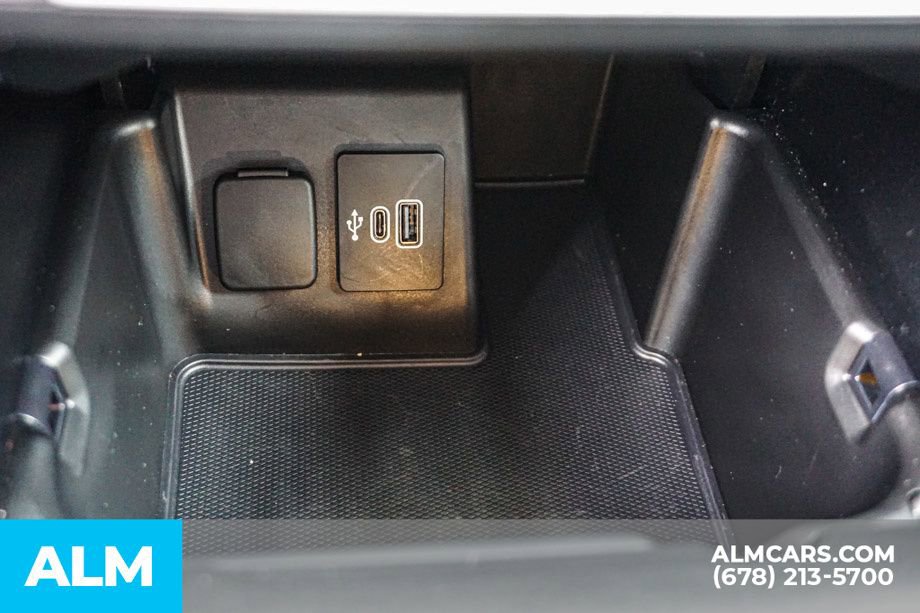 Used 2025 Ford Explorer ST-Line AWD/4WD image 44
