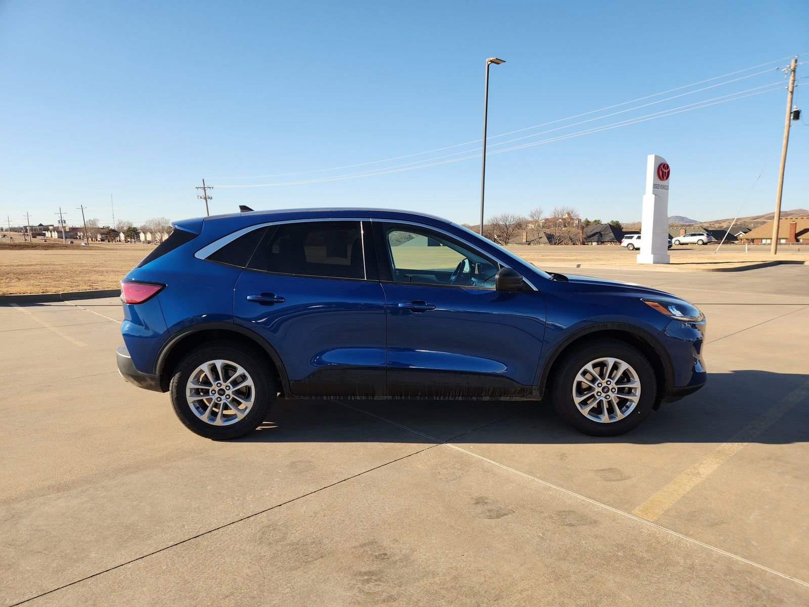 Used 2022 Ford Escape SE image 7