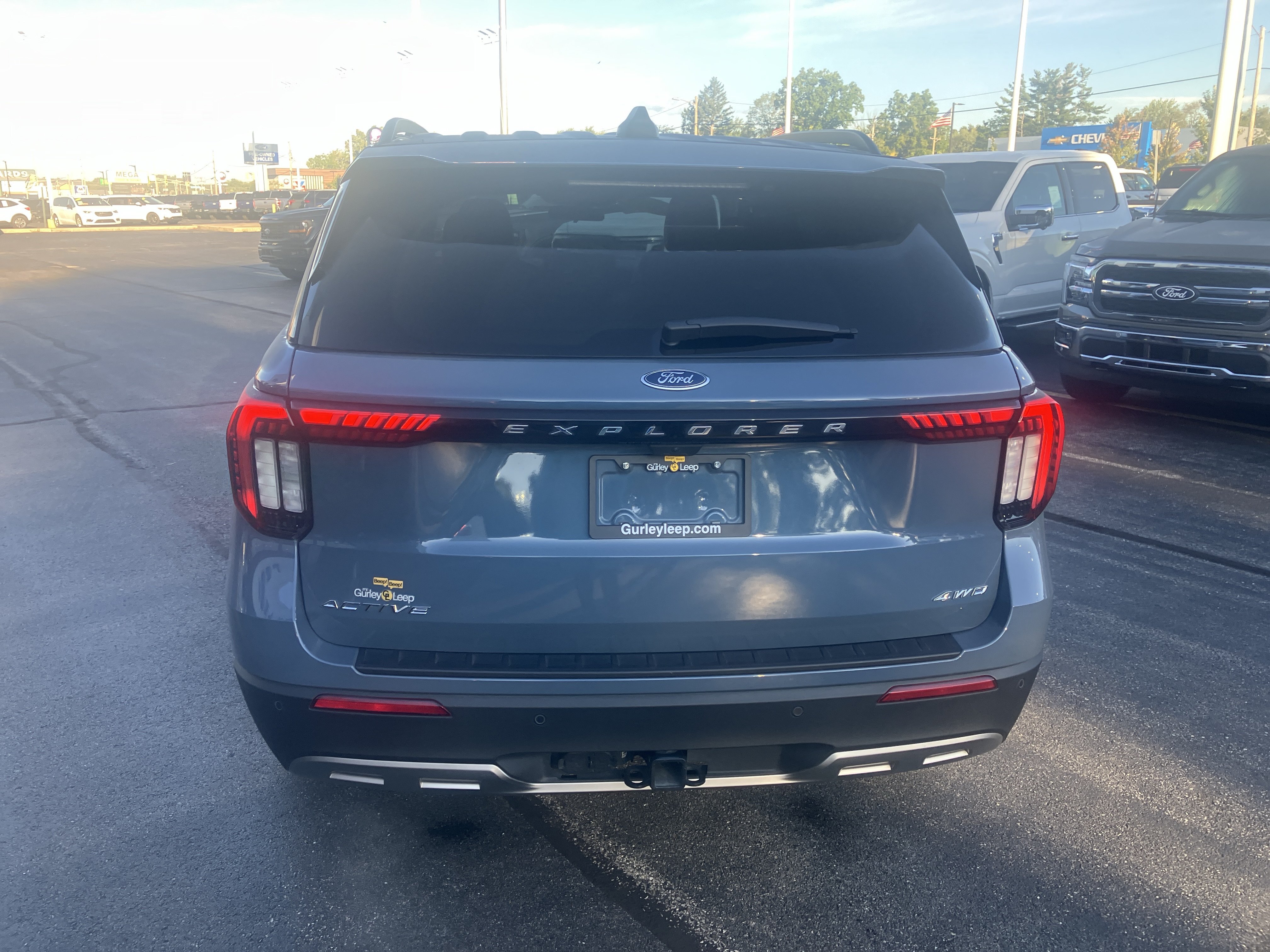 Used 2025 Ford Explorer Active w/ Active Comfort Package AWD/4WD image 6