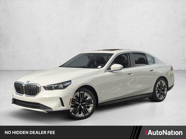 Used 2026 BMW 530i xDrive AWD/4WD image 1