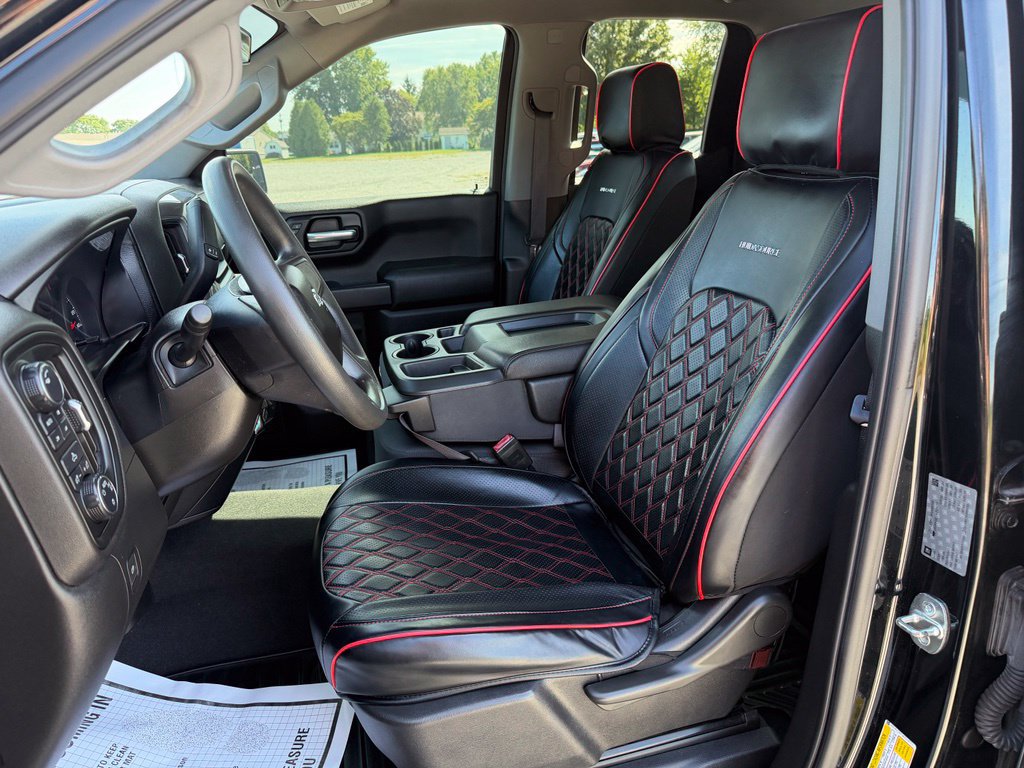 Used 2019 Chevrolet Silverado 1500 Custom Trail Boss AWD/4WD image 4