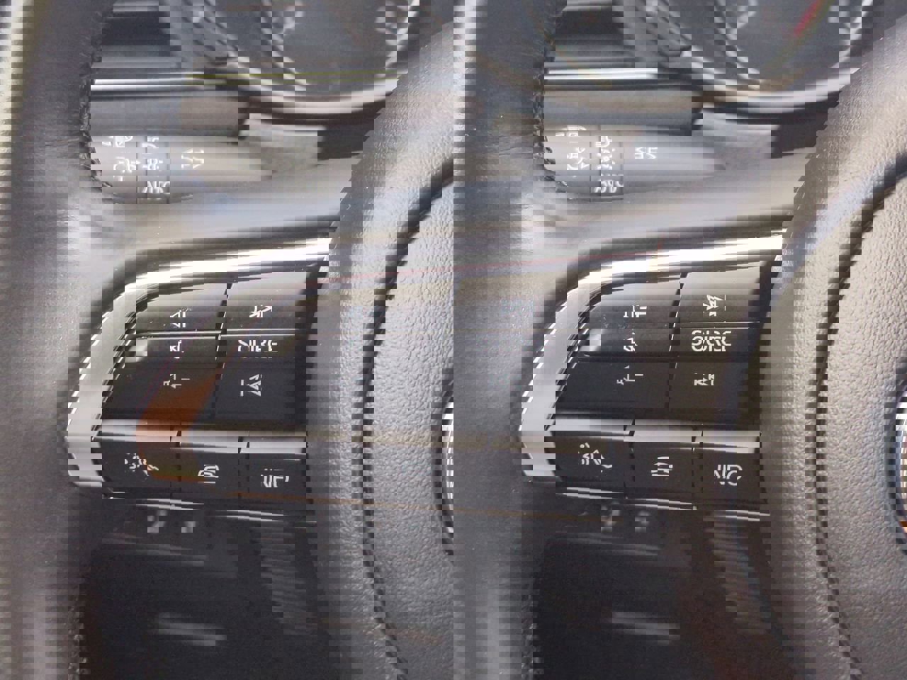 Used 2024 MAZDA CX-30 Carbon image 24
