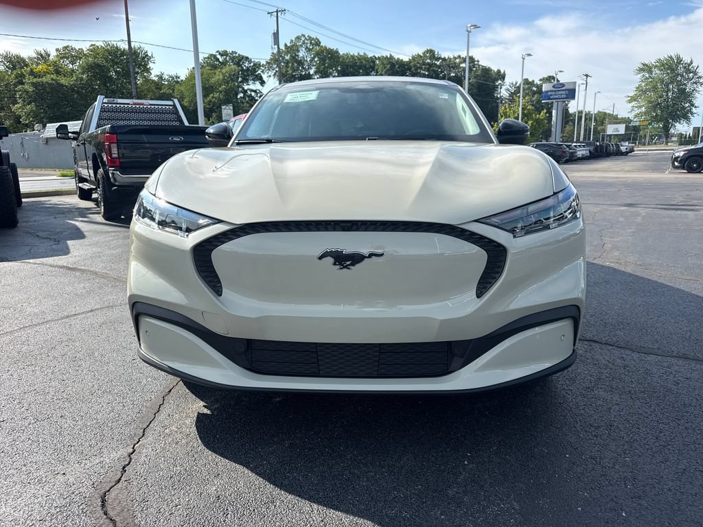 Used 2025 Ford Mustang Mach-E Select AWD/4WD video 3