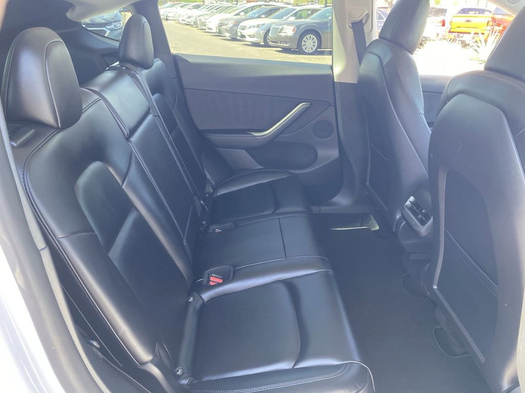 Used 2021 Tesla Model Y Performance AWD/4WD image 15