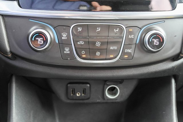 Used 2018 Chevrolet Traverse LT w/ LPO, Cargo Package image 23