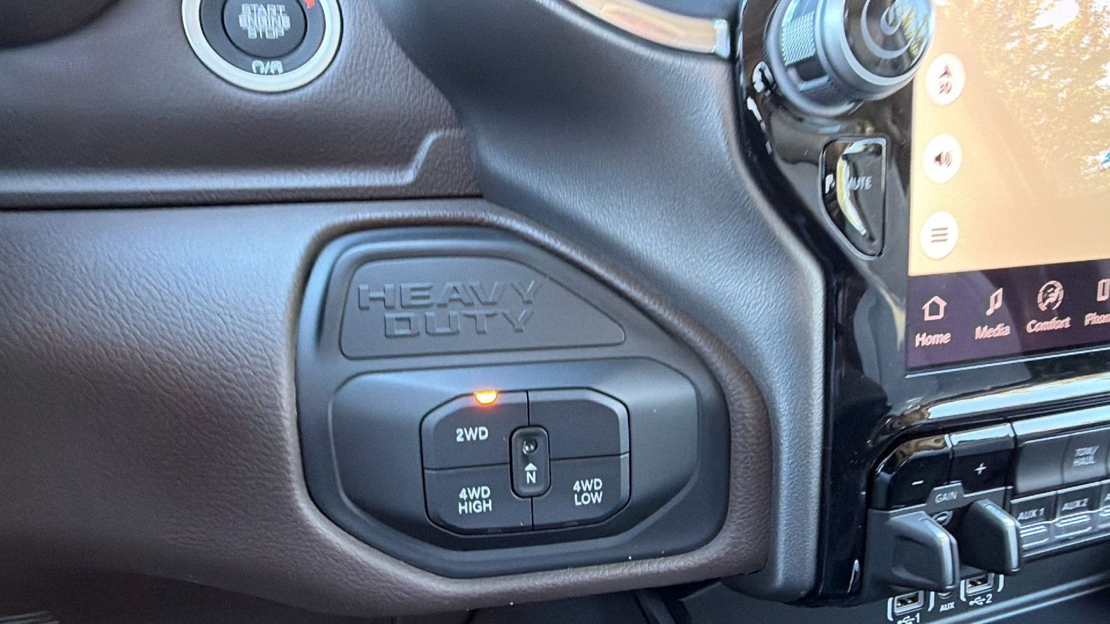 New 2027 RAM 2500 Laramie AWD/4WD image 26