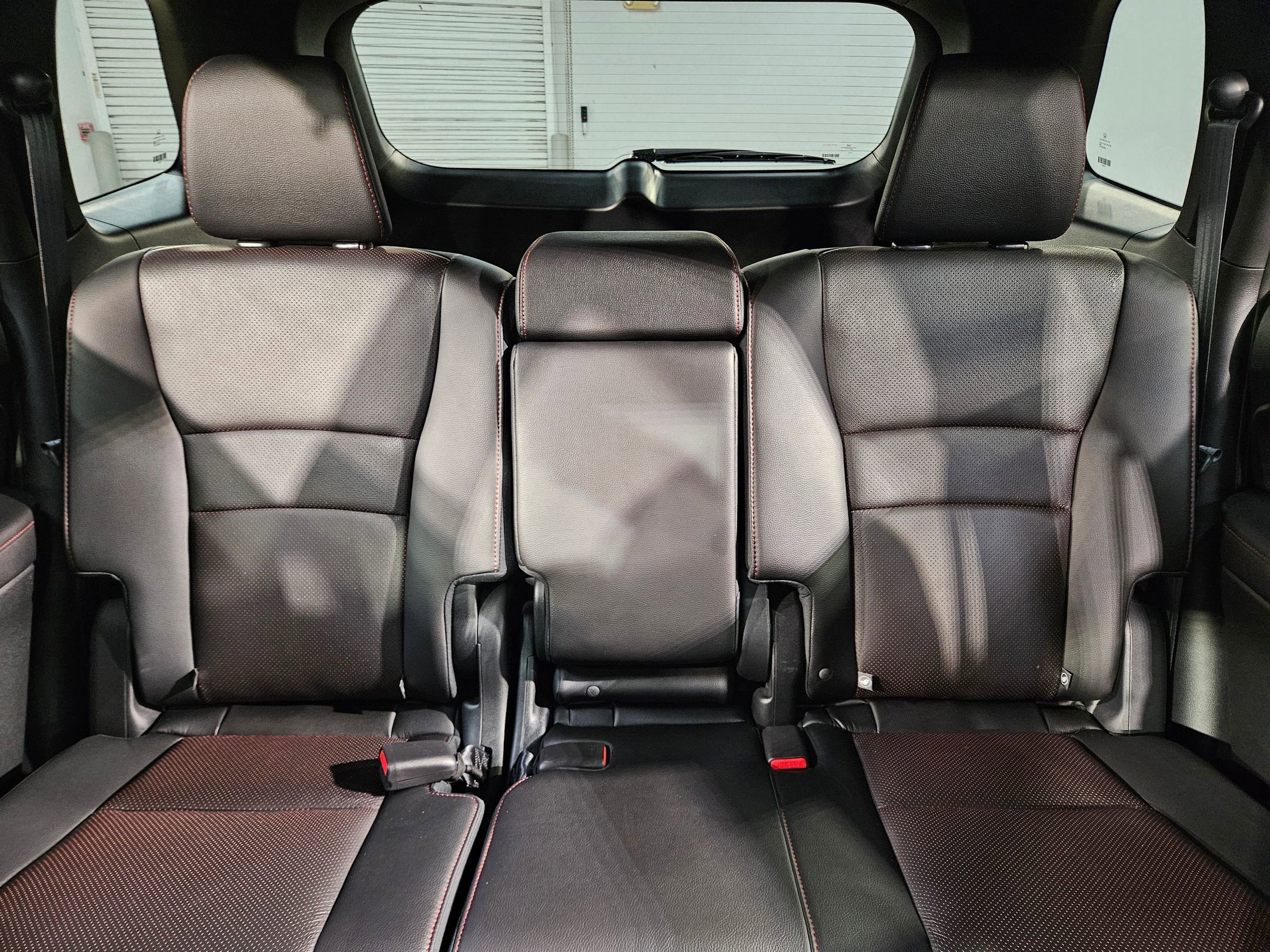 Used 2025 Honda Passport Black Edition image 13