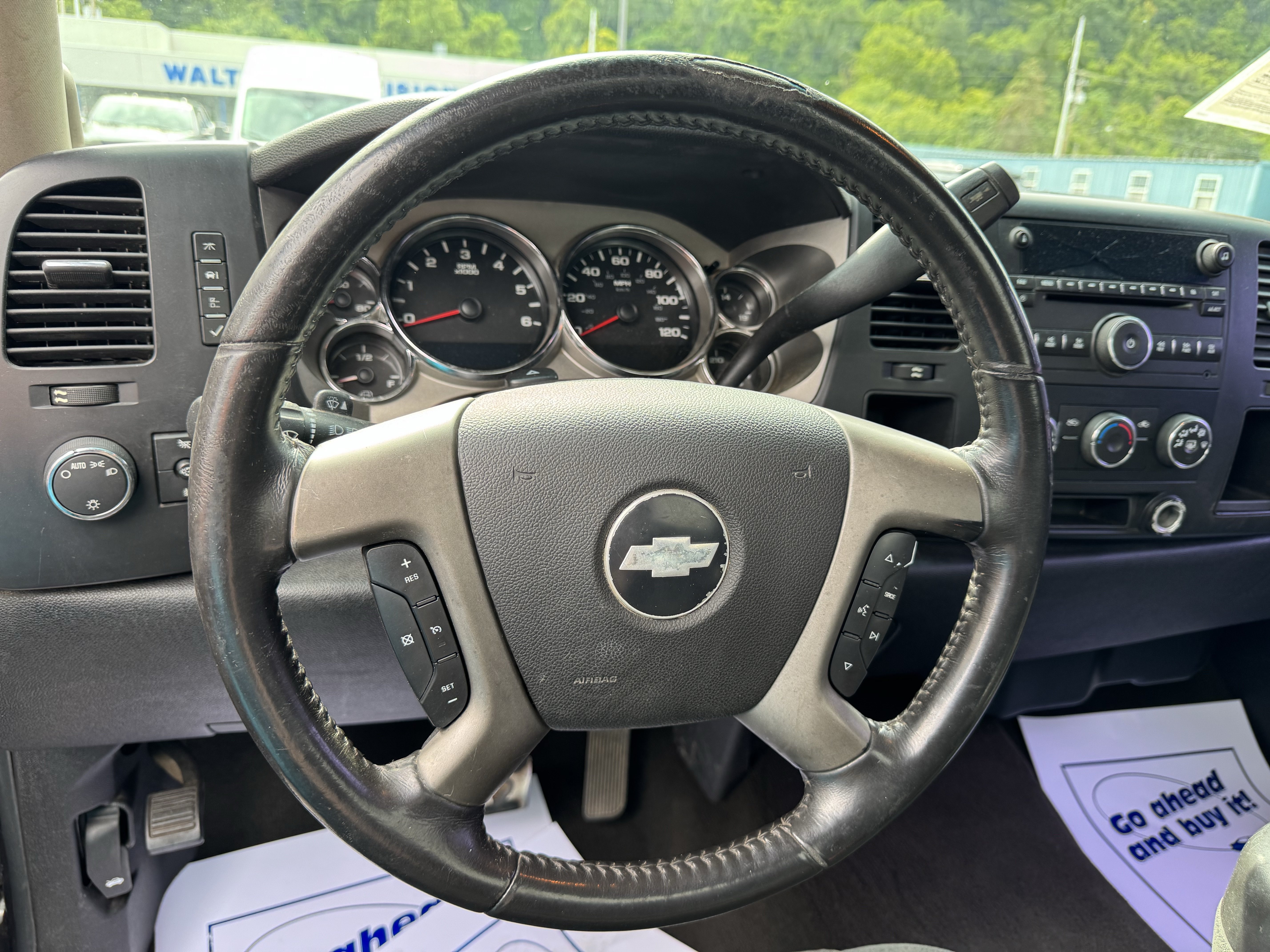 Used 2007 Chevrolet Silverado 1500 LT w/ 1LT Convenience Package RWD image 14
