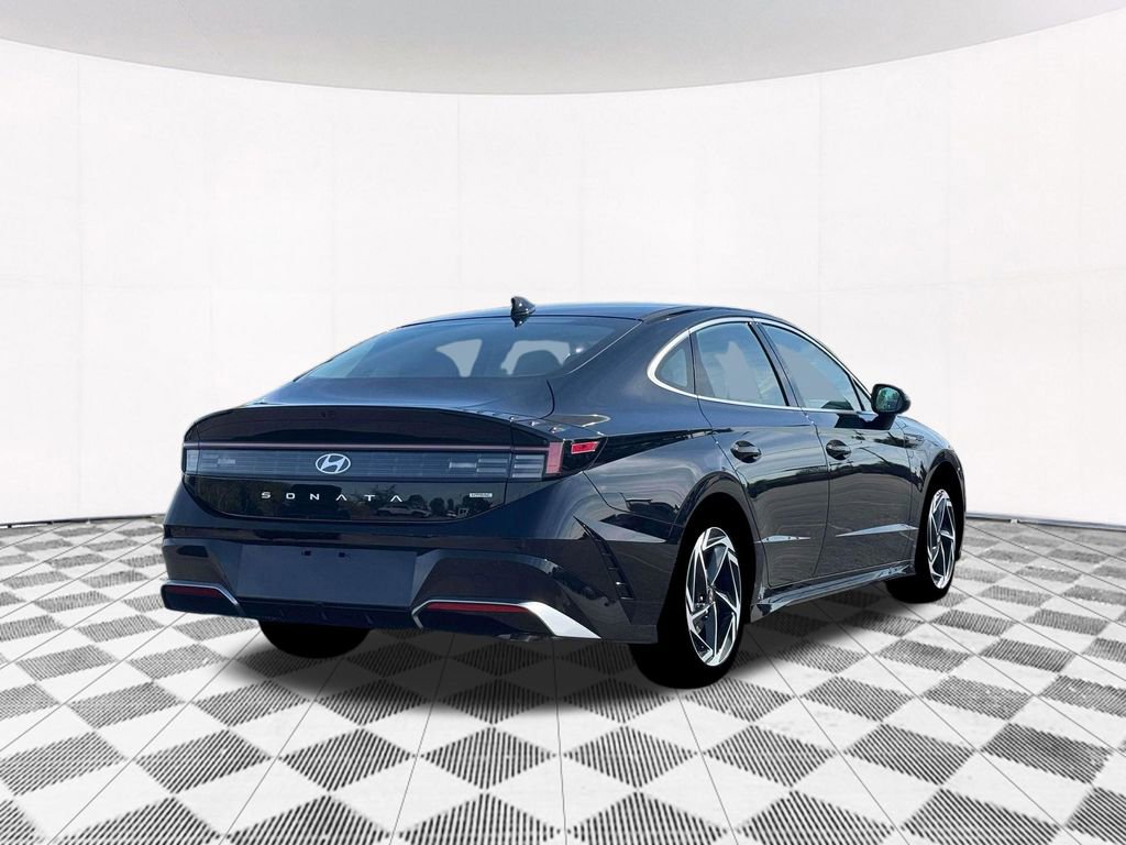 New 2026 Hyundai Sonata SEL AWD/4WD image 10