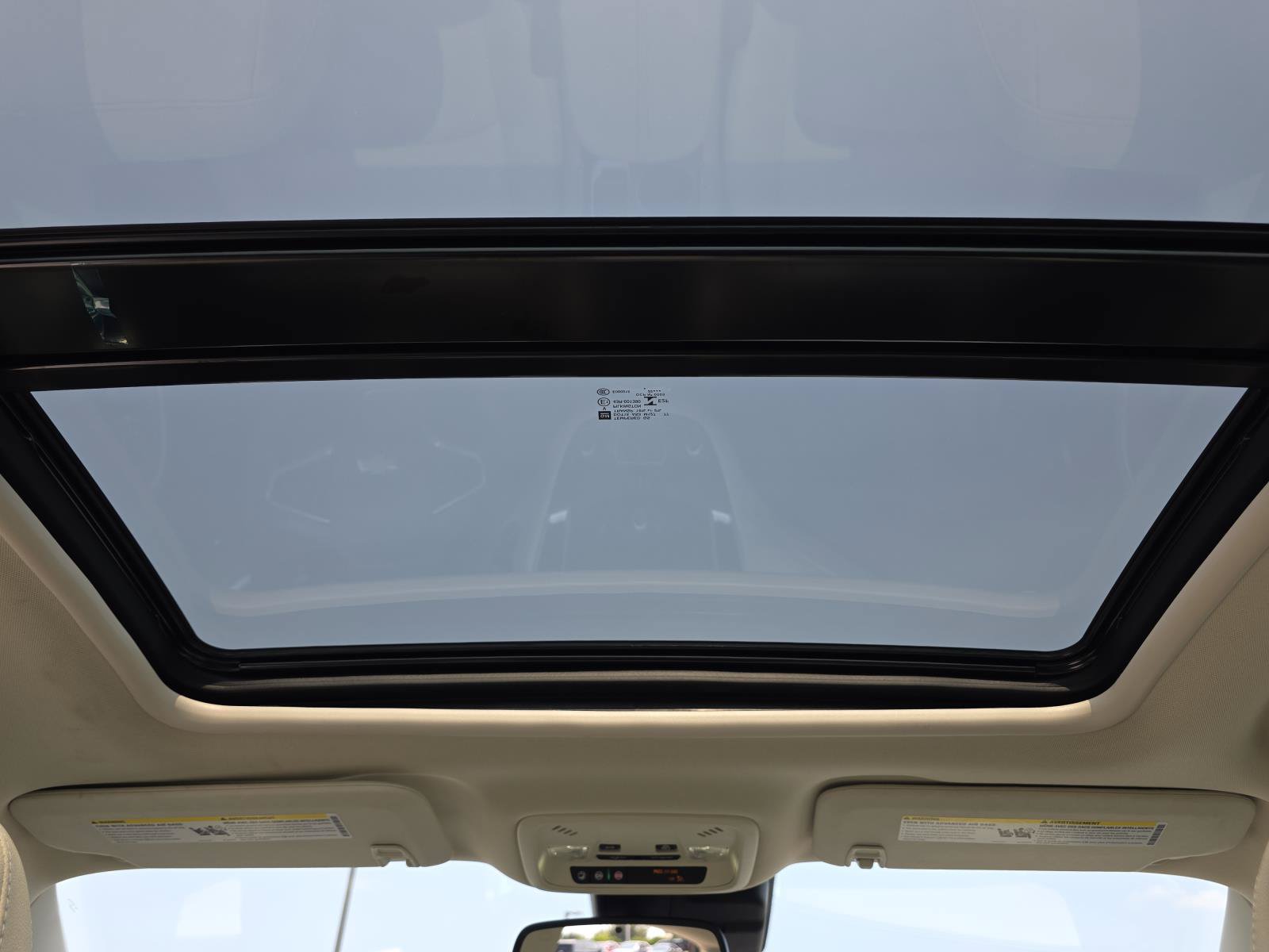 Used 2023 Chevrolet Malibu LT w/ LPO, Floor Liner Package FWD image 12