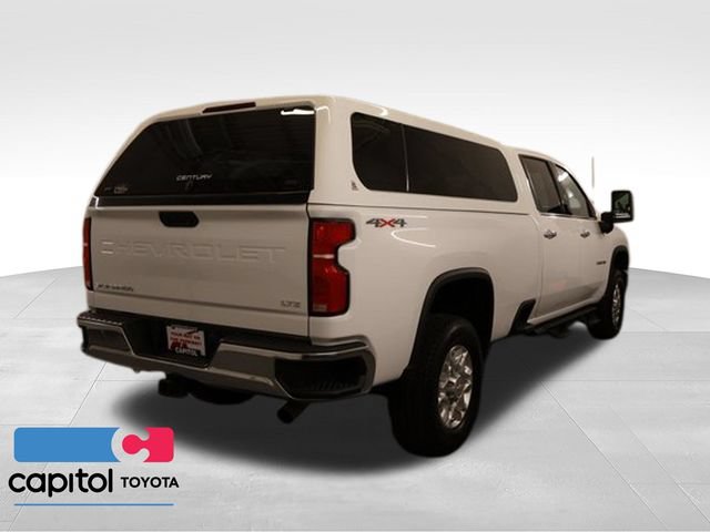 Used 2024 Chevrolet Silverado 3500 LTZ AWD/4WD image 2