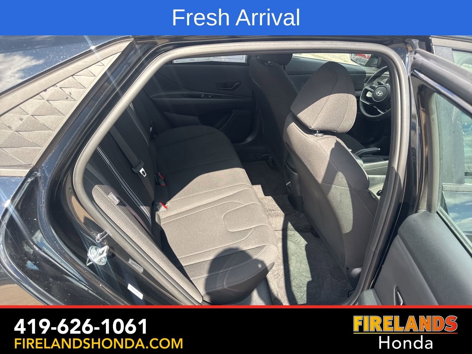 Used 2025 Hyundai Elantra Sport FWD image 29