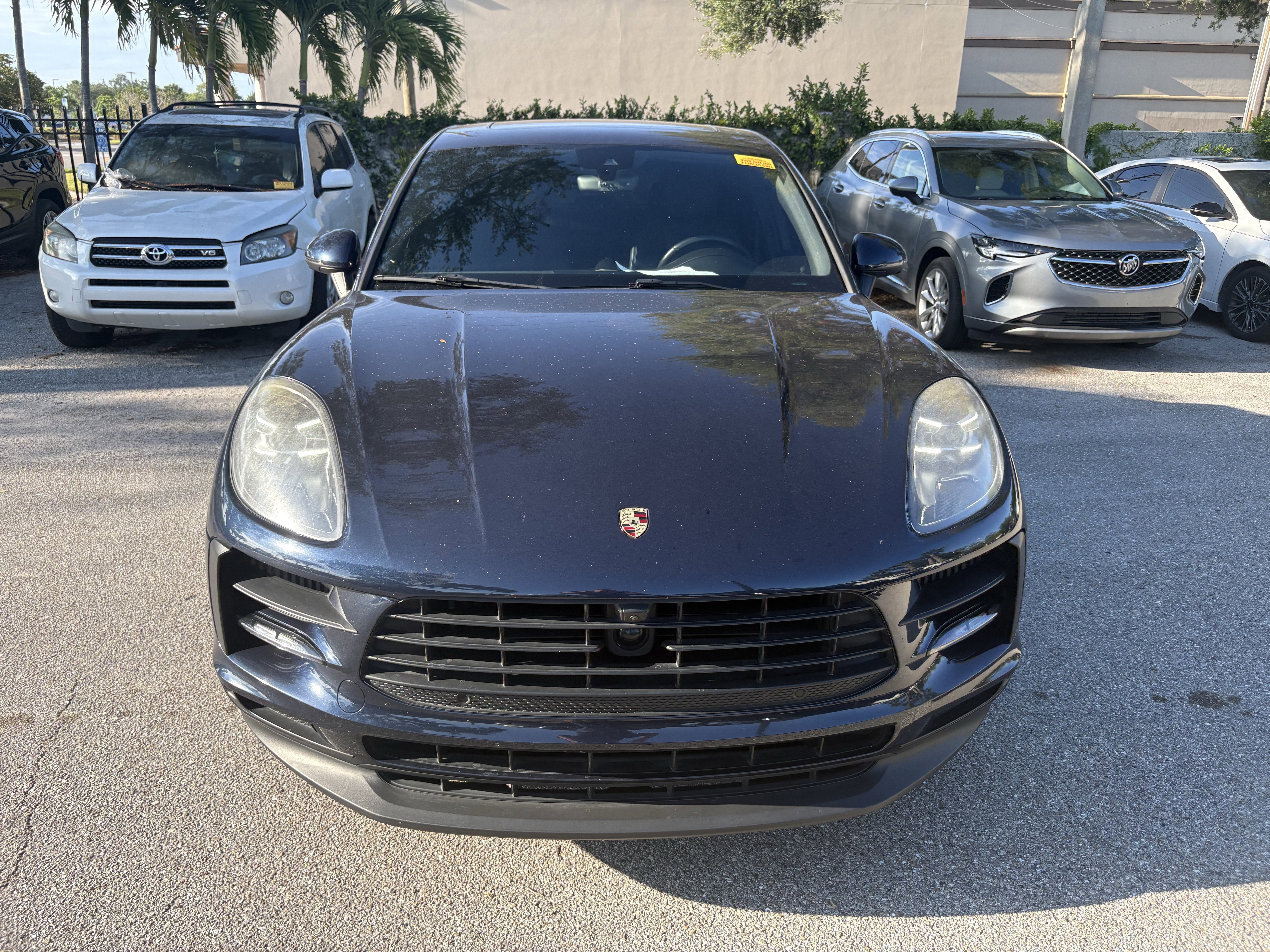 Used 2020 Porsche Macan S AWD/4WD image 2