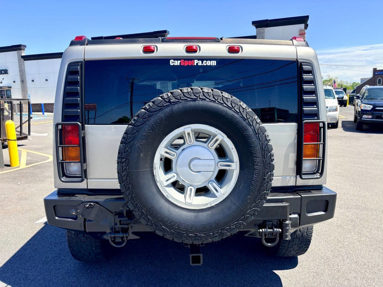 Used 2004 HUMMER H2 w/ Preferred Equipment Group AWD/4WD image 5