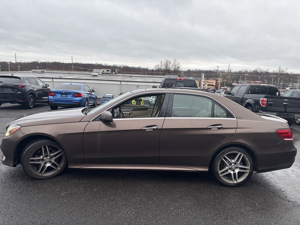 Used 2014 Mercedes-Benz E 350 4MATIC Sedan image 2