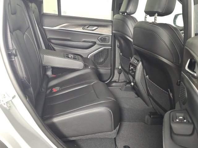 New 2026 Jeep Grand Cherokee Limited image 31