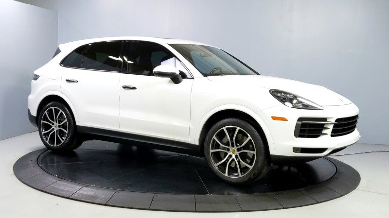 Used 2020 Porsche Cayenne S image 1