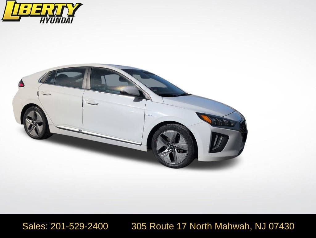 Used 2020 Hyundai Ioniq SEL image 1