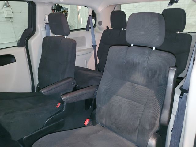 Used 2017 Dodge Grand Caravan SE w/ Power Window Group FWD image 26