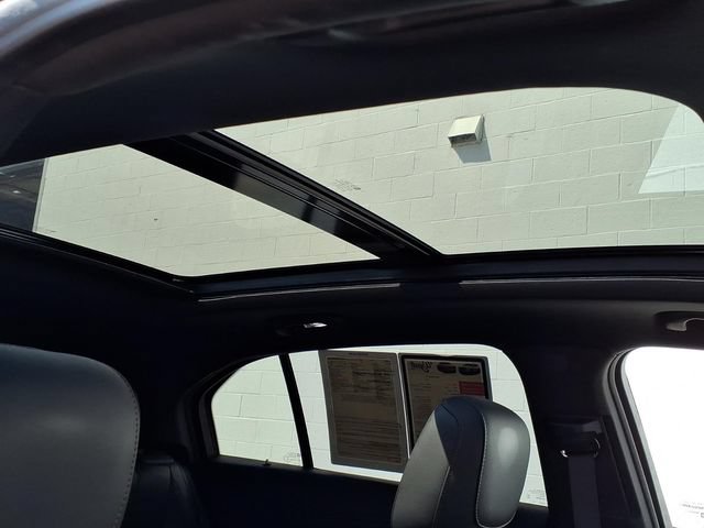Used 2021 Cadillac XT4 Sport w/ Sun And Sound Package AWD/4WD image 14