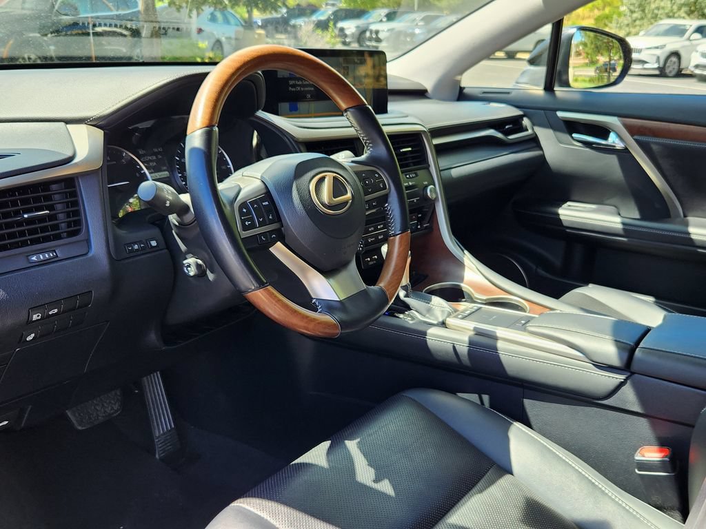 Used 2020 Lexus RX 350L Premium w/ Premium Package AWD/4WD image 7
