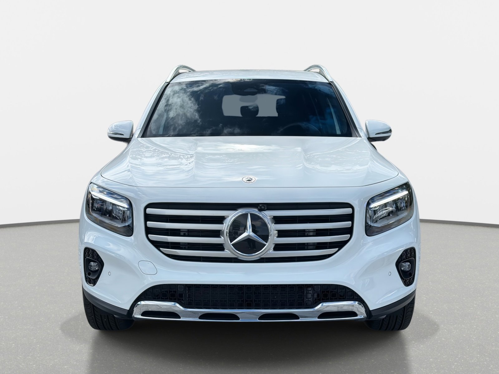 Used 2026 Mercedes-Benz GLB 250 4MATIC image 8