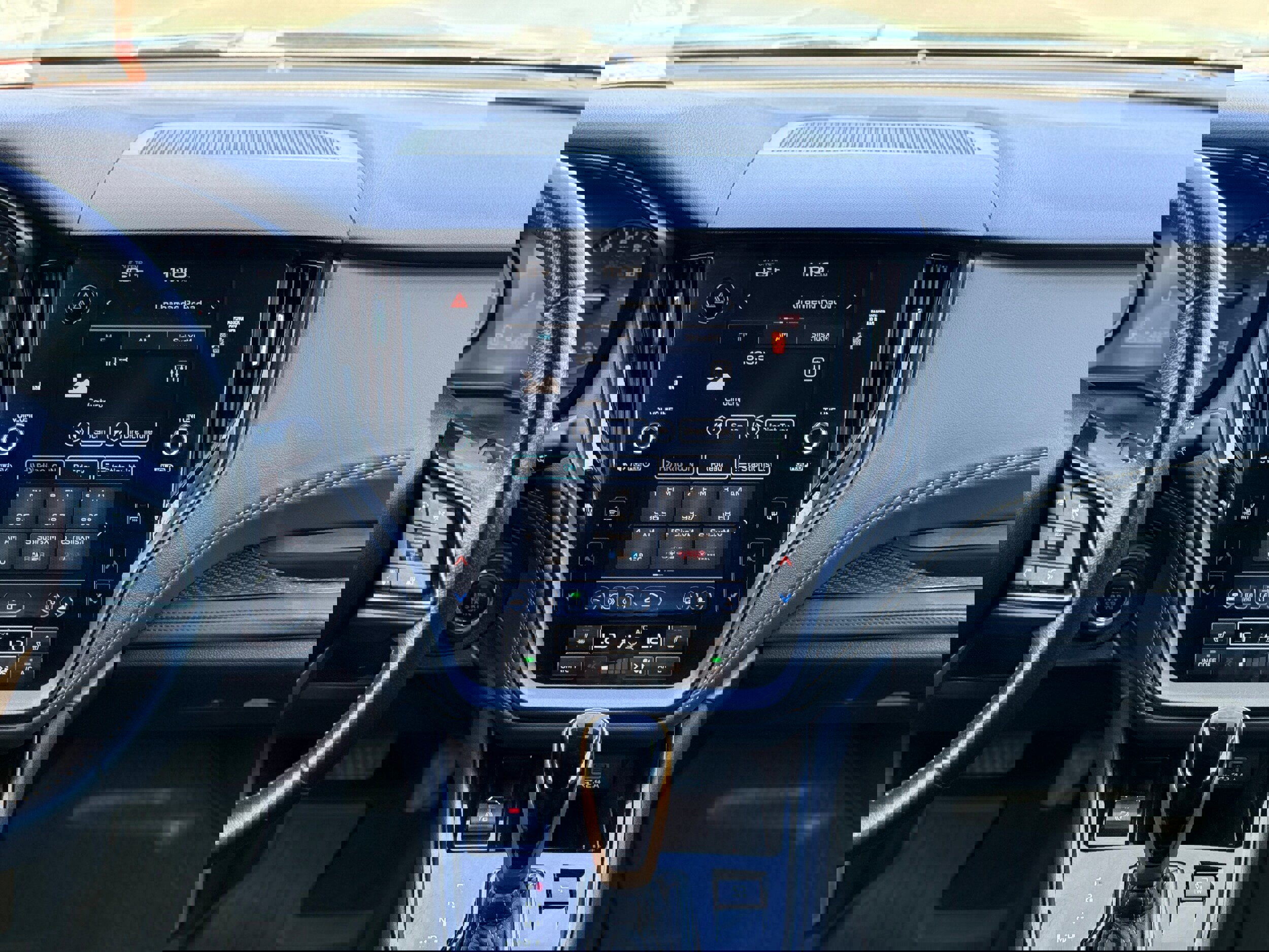 Used 2023 Subaru Outback Wilderness image 17