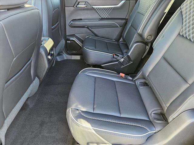 New 2026 GMC Acadia Denali w/ Super Cruise Package image 16