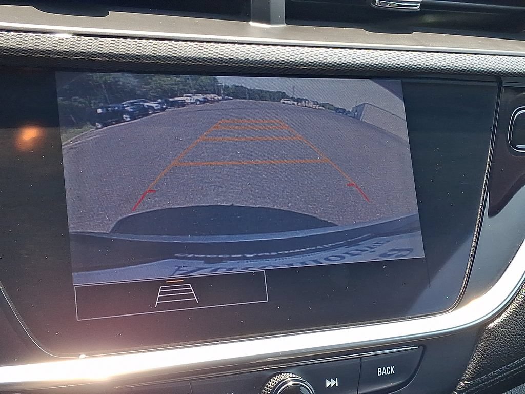 Used 2020 Buick Encore GX Preferred w/ Cold Weather Comfort Package FWD image 4