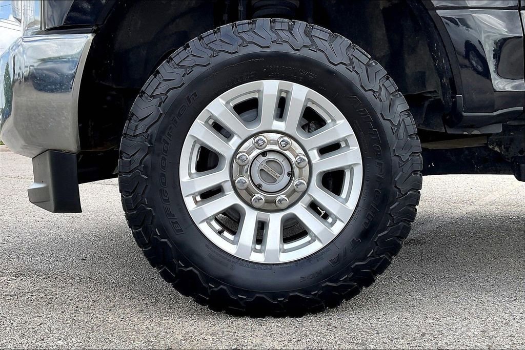 Used 2019 Ford F250 XL w/ STX Appearance Package image 34