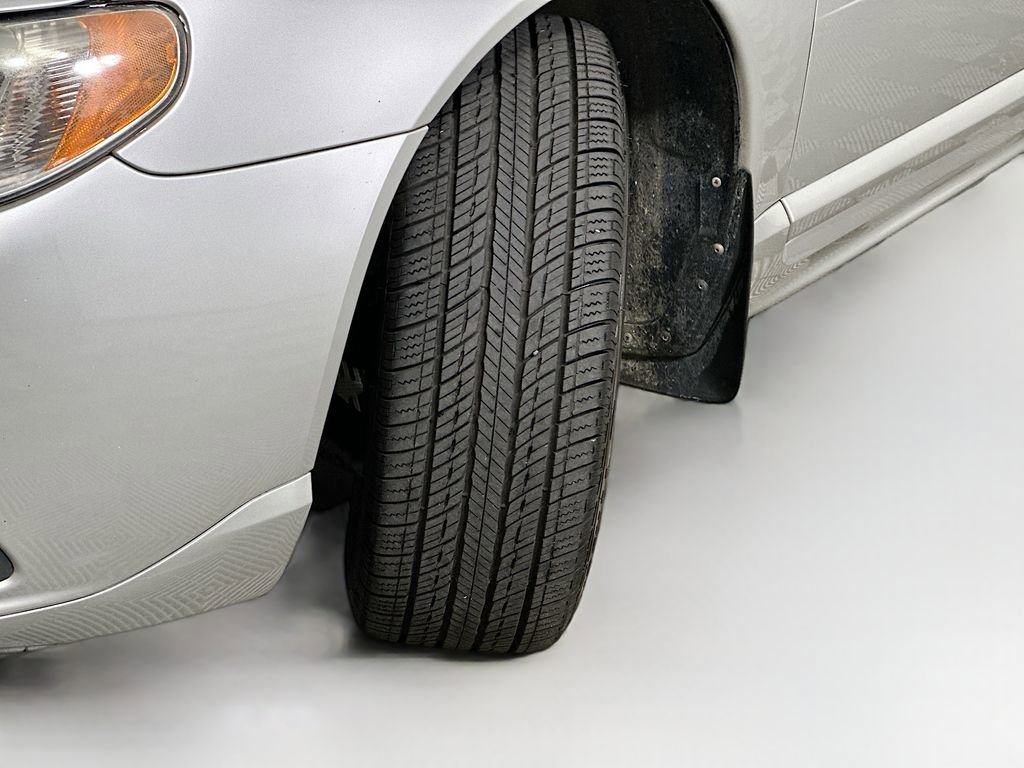 Used 2008 Volvo V70 image 24